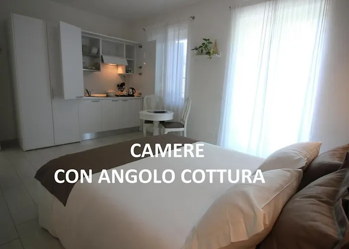 Rooms&Breakfast Il Punto... Peschiera del Garda